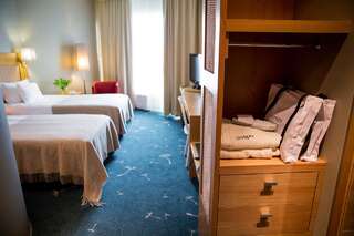 Отель Georg Ots Spa Hotel Курессааре Двухместный номер с 1 кроватью или 2 отдельными кроватями, без доступа в спа-центр-7